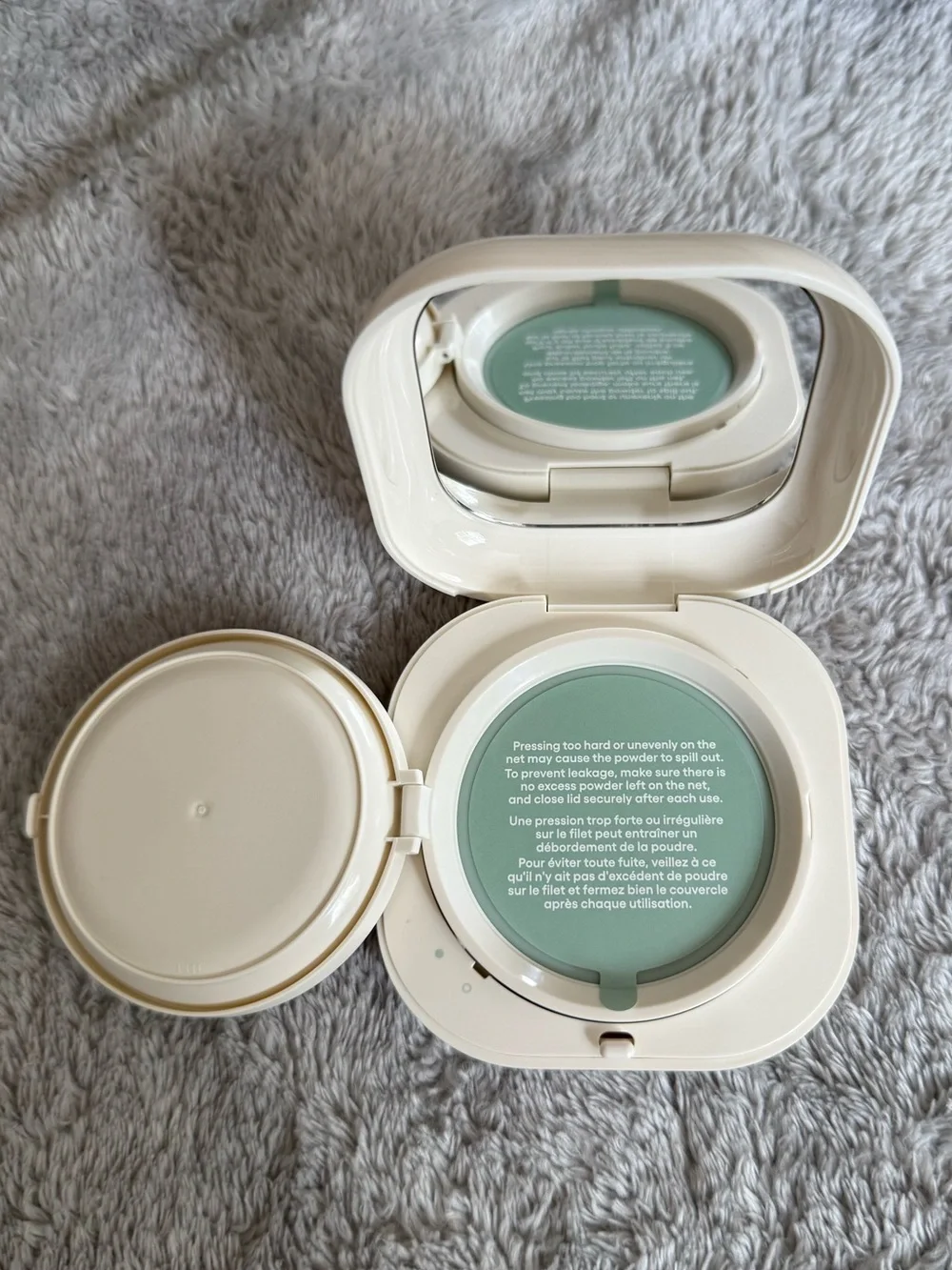 NWOT Laneige Neo Blurring Loose Finishing Powder for Shine Control and Smoothing
